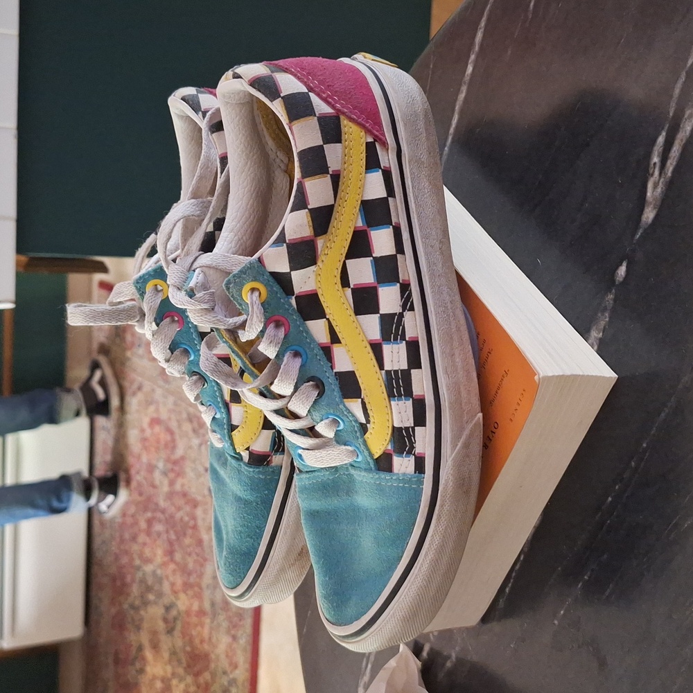 Vans checkered multicolor shoes!